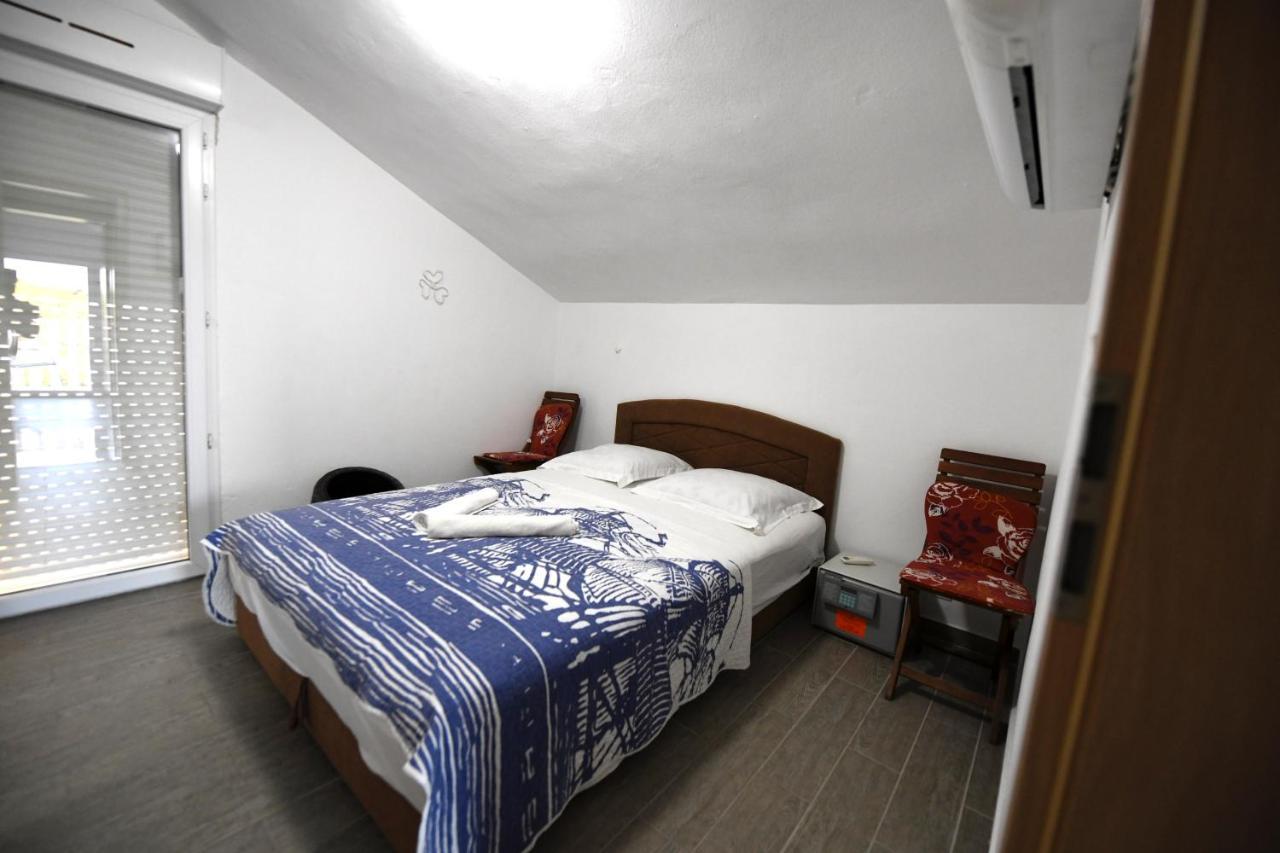 Apartmani Ivan V Relax Vodice Exterior foto