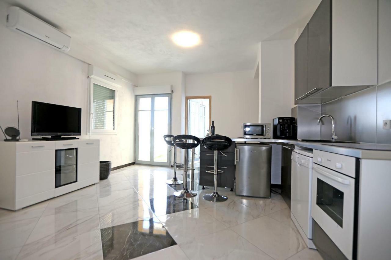 Apartmani Ivan V Relax Vodice Exterior foto